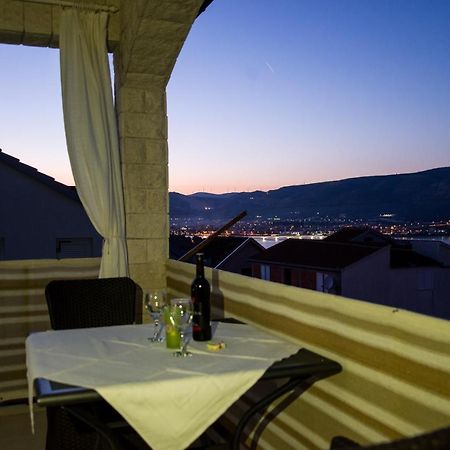Holidays Apartments Slanada With Terrace And Sea View, Near The Beach & Town Trogir, Free Parking, Quiet Place On Peninsula Ciovo Exterior photo